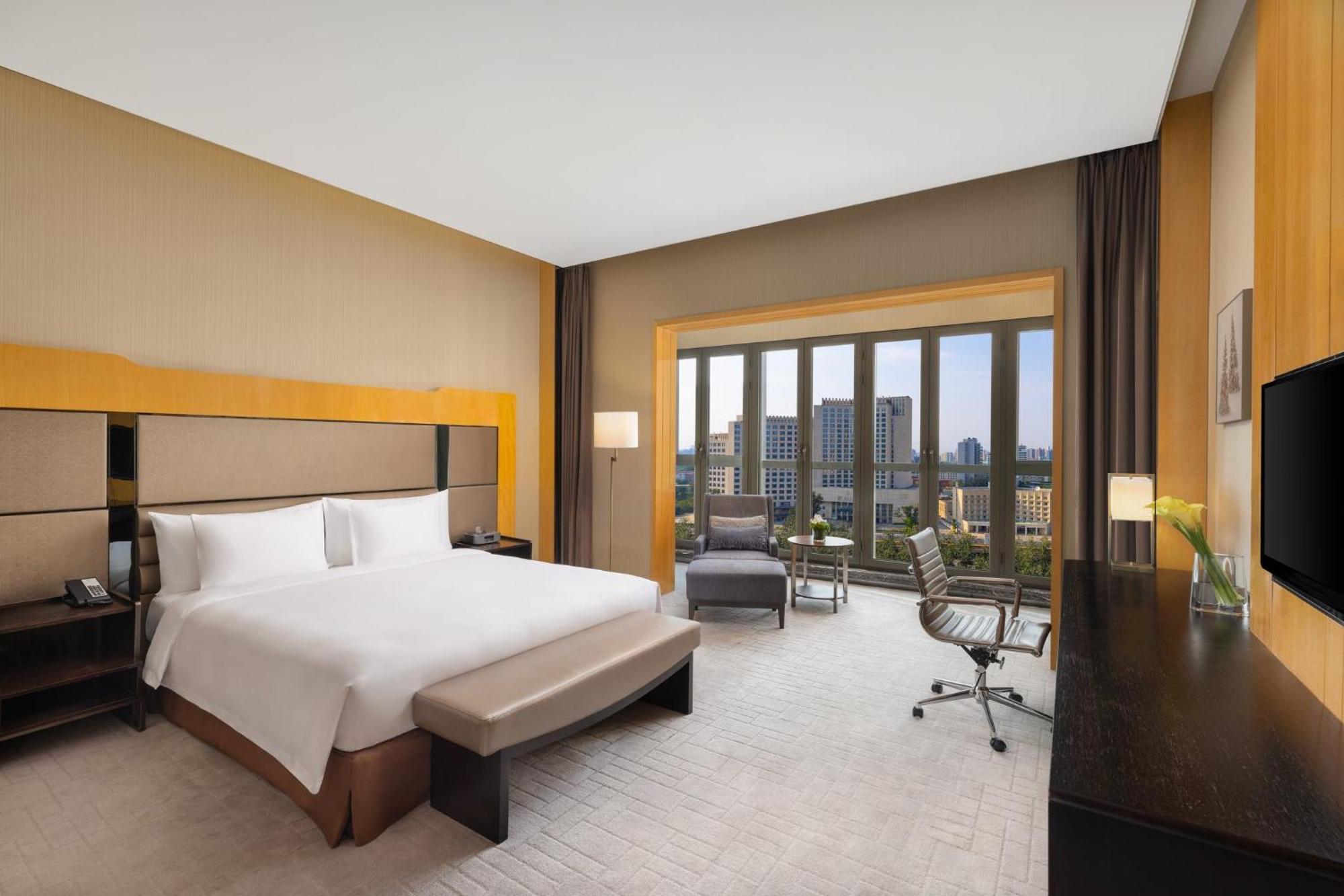 Crowne Plaza Beijing Lido By Ihg Hotel Exterior photo